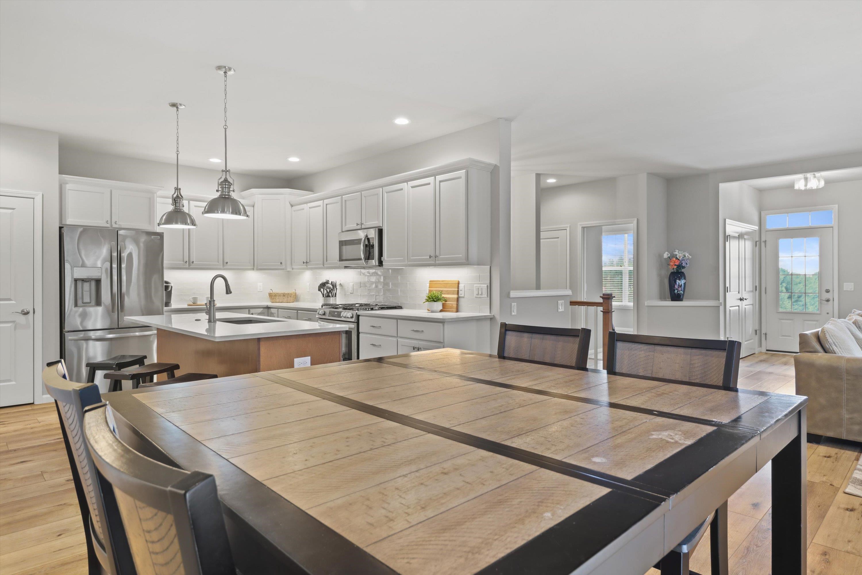 678 Hillcrest Drive Waunakee, WI 53597 - Photo 12 of 35