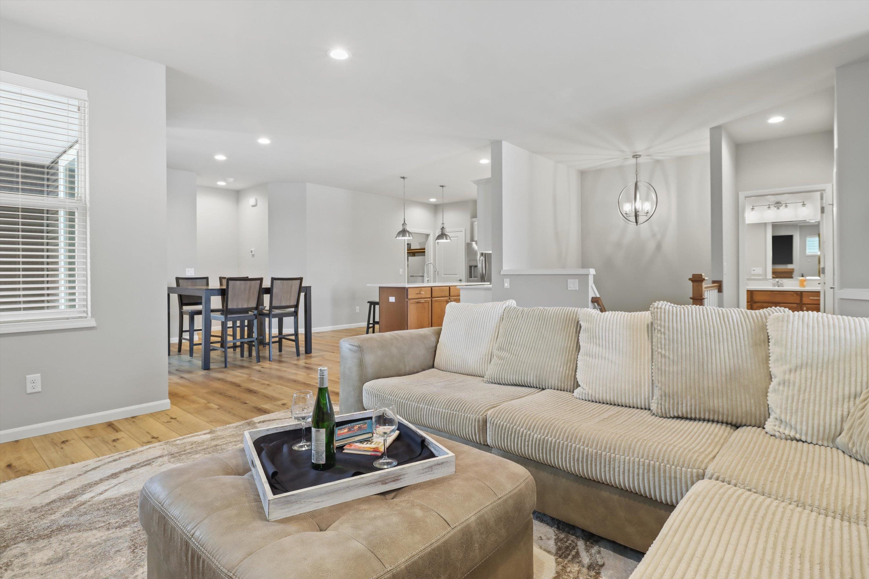 678 Hillcrest Drive Waunakee, WI 53597 - Photo 10 of 35