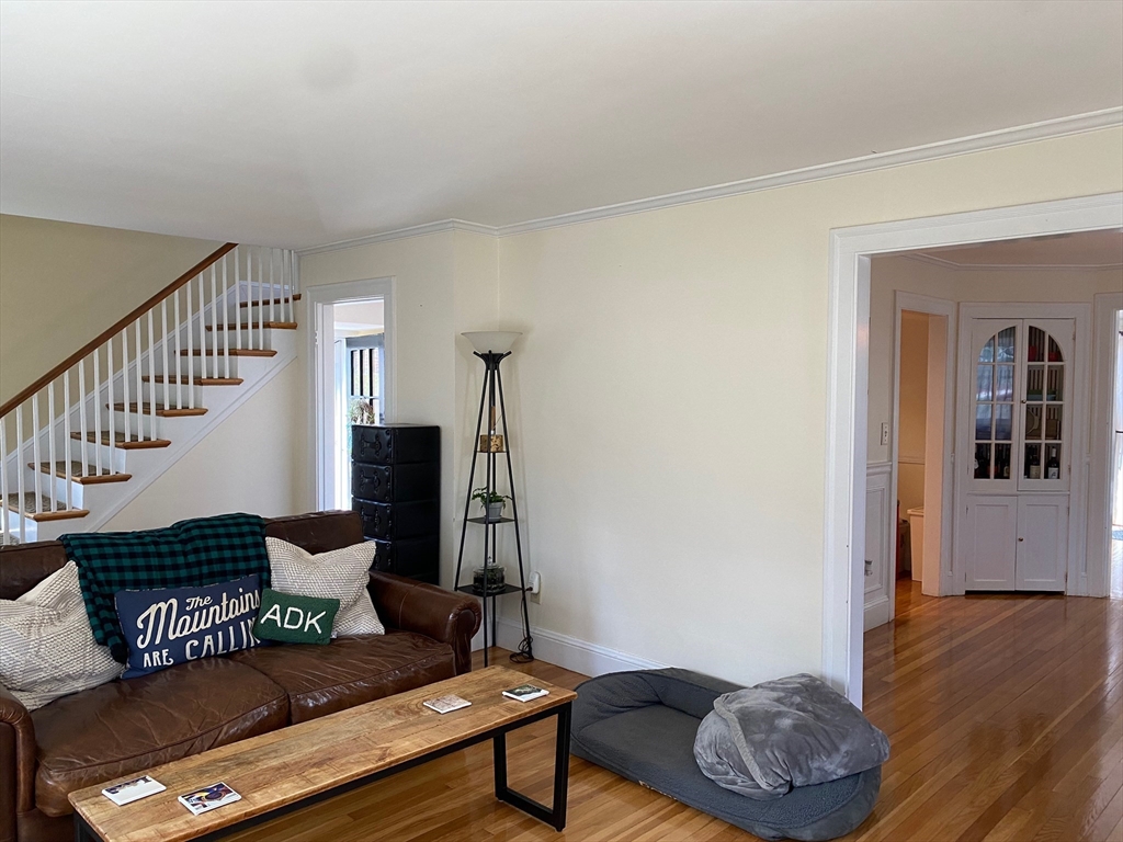 22 Cleveland Road Wellesley, MA 02481 - Photo 7 of 22