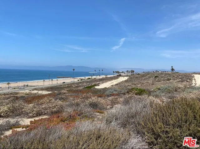 $844,000 | 8180 Manitoba Street, Unit 354, Playa del Rey, CA 90293