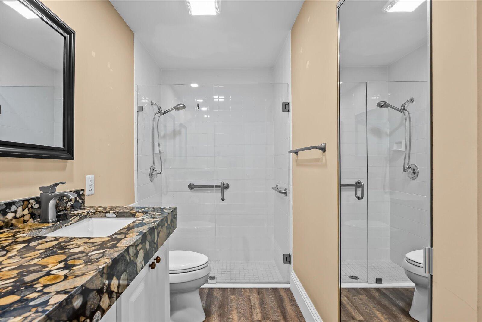 918 Southwest Balmoral Trace Stuart, FL 34997 - Photo 18 of 45 Master bath