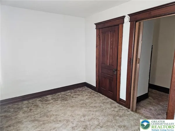 $1,100 | 10 Leisenring Street, Lansford, PA 18232