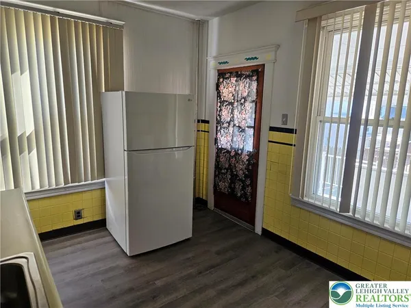 $1,100 | 10 Leisenring Street, Lansford, PA 18232