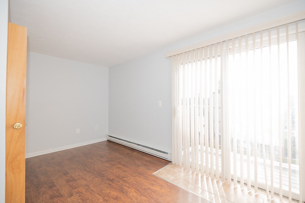 6 Inverness Avenue, Unit 8 Worcester, MA 01604 - Photo 12 of 28 Gallery Image 12