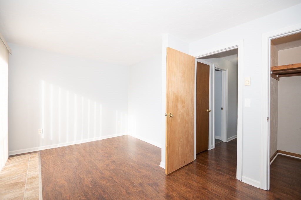 6 Inverness Avenue, Unit 8 Worcester, MA 01604 - Photo 9 of 28 Gallery Image 9
