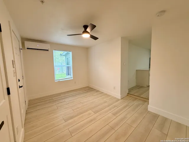 $1,025 | 2204 West San Antonio Street, Unit 3, New Braunfels, TX 78130