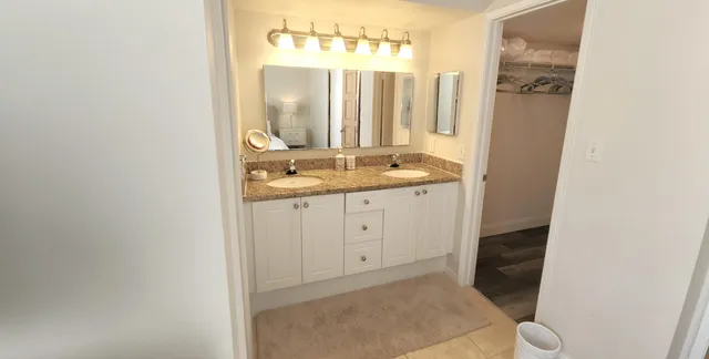 $4,999 | 950 Lavers Circle, Unit F109, Delray Beach, FL 33444