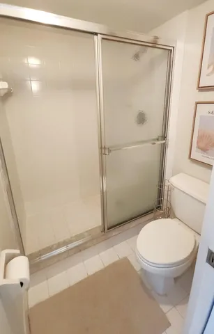 $4,999 | 950 Lavers Circle, Unit F109, Delray Beach, FL 33444