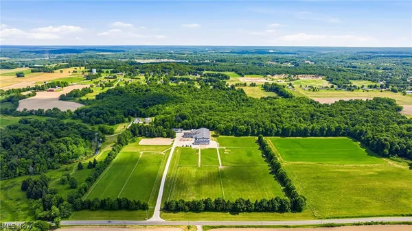 $2,995,000 | 3126 Mennonite Road, Mantua, OH 44255