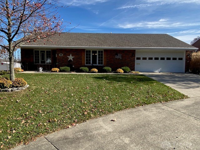 3160 Derr Road Springfield, OH 45503 - Photo 2 of 38