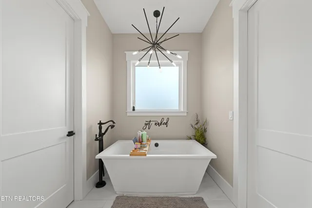 $3,900,000 | 6419 Highway 70, Crossville, TN 38571