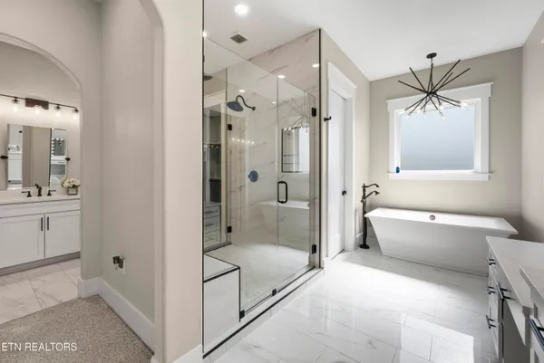 $3,500,000 | 6419 Highway 70, Crossville, TN 38571