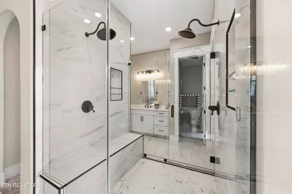 $3,500,000 | 6419 Highway 70, Crossville, TN 38571