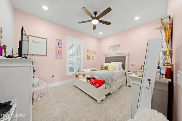 $3,500,000 | 6419 Highway 70, Crossville, TN 38571