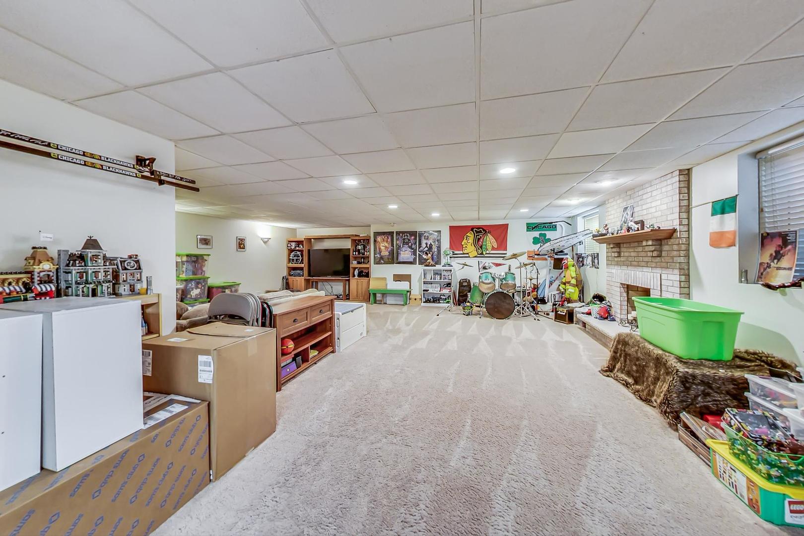 22426 South Farm View Road New Lenox, IL 60451 - Photo 34 of 46 Gallery Image 34
