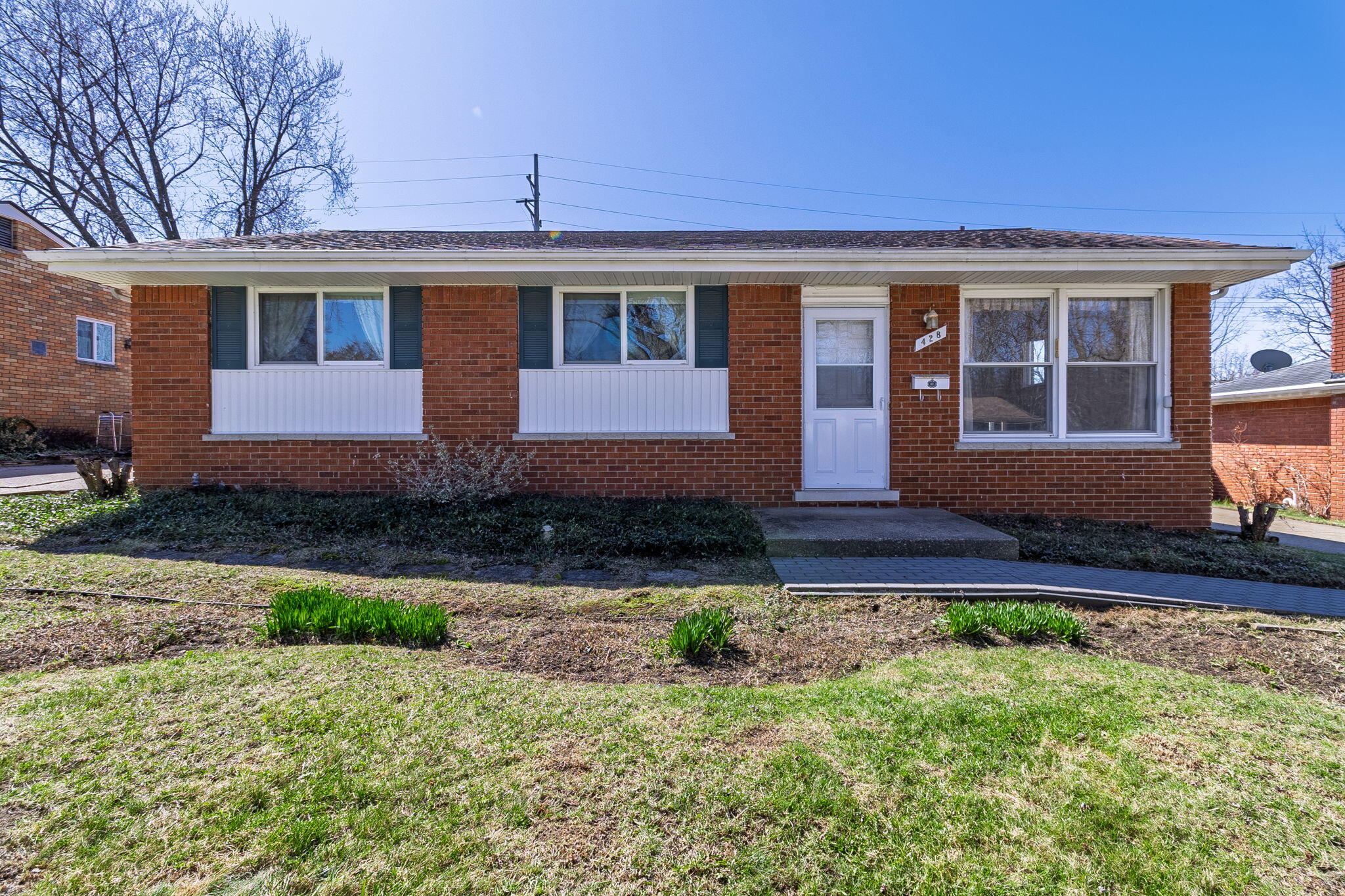 428 Meadow Lane Rochester, MI 48307 - Photo 1 of 40 Main front