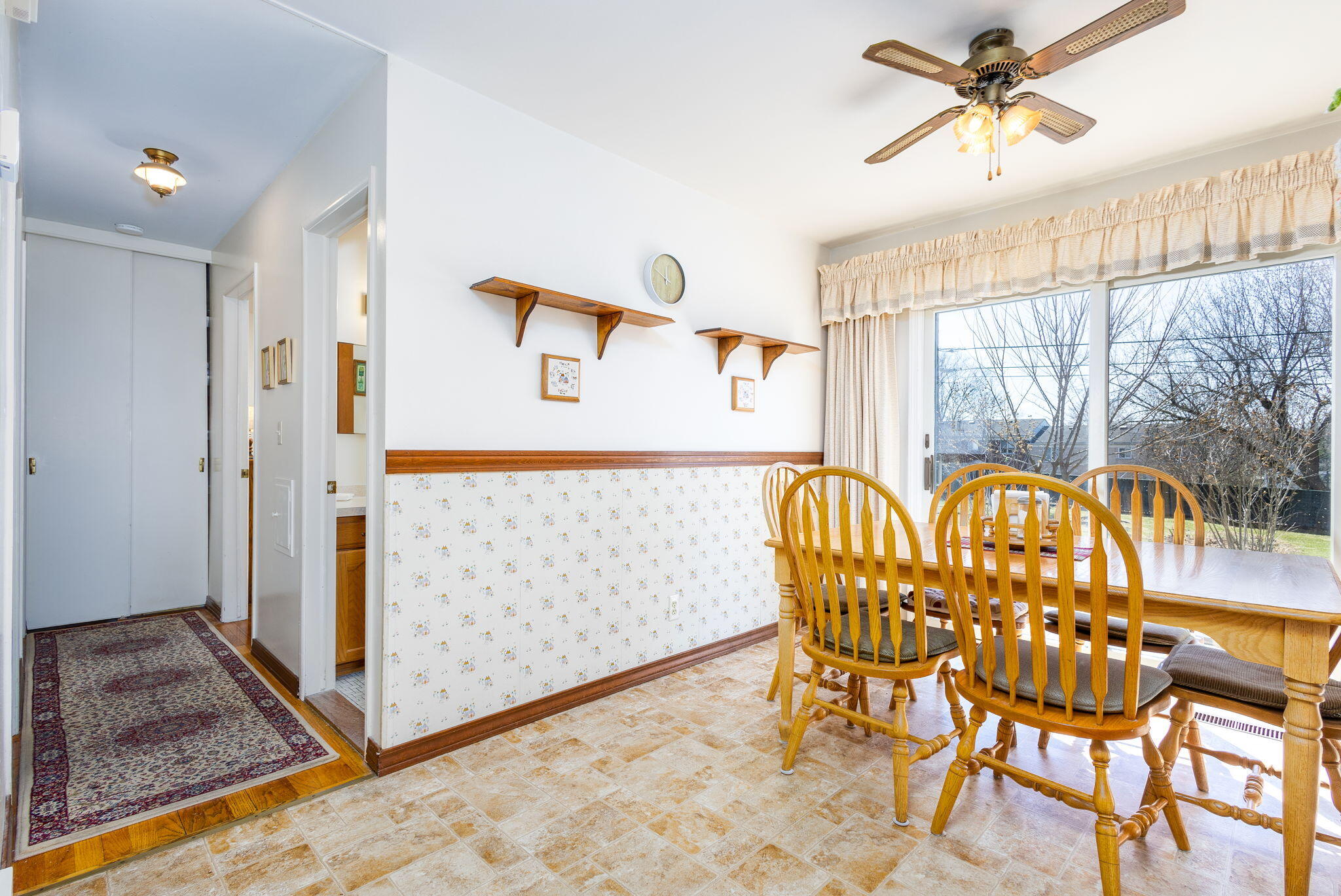 428 Meadow Lane Rochester, MI 48307 - Photo 10 of 40 10-web-or-mls-428 Meadow Lane-10
