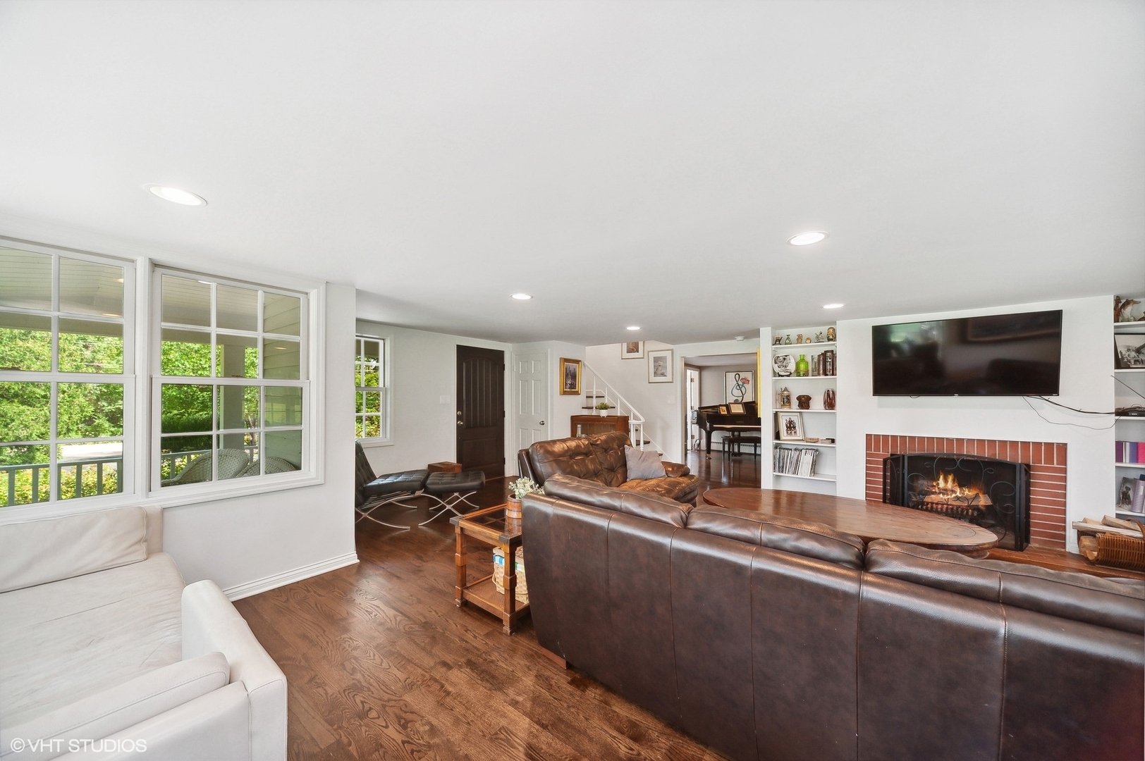 1103 Schaeffer Road Long Grove, IL 60047 - Photo 11 of 31 Gallery Image 11
