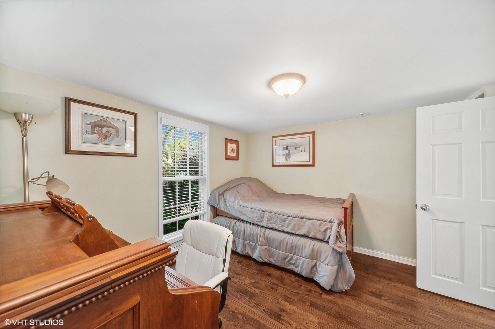 1103 Schaeffer Road Long Grove, IL 60047 - Photo 14 of 31 Gallery Image 14