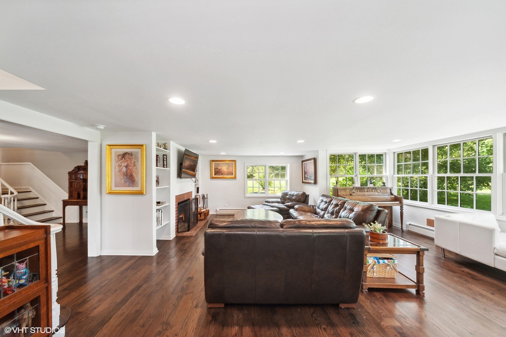 1103 Schaeffer Road Long Grove, IL 60047 - Photo 3 of 31 Gallery Image 3