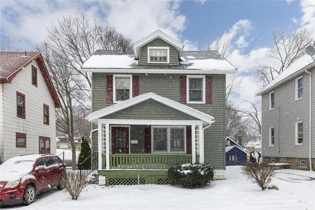 $149,900 | 8 Emanon Street, Rochester, NY 14621