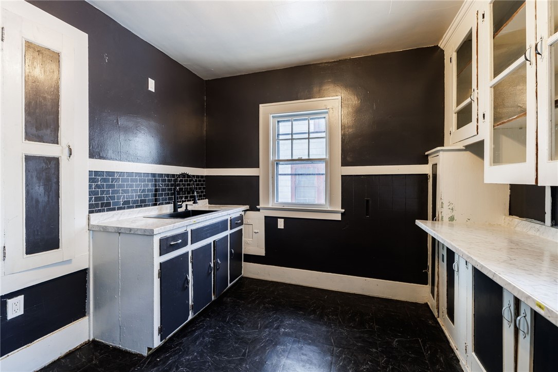 8 Emanon Street Rochester, NY 14621 - Photo 9 of 14