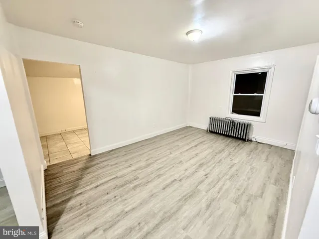 $2,500 | 210 Kossuth Street, Unit B, Riverside, NJ 08075
