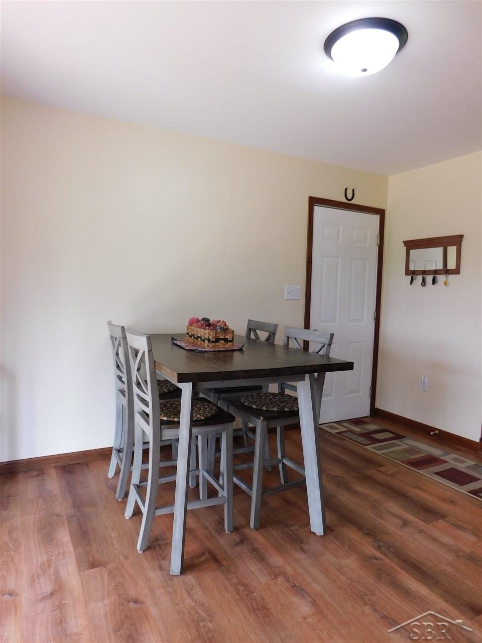 10125 Evans Road Saginaw, MI 48609 - Photo 6 of 39 31380832-5.JPG