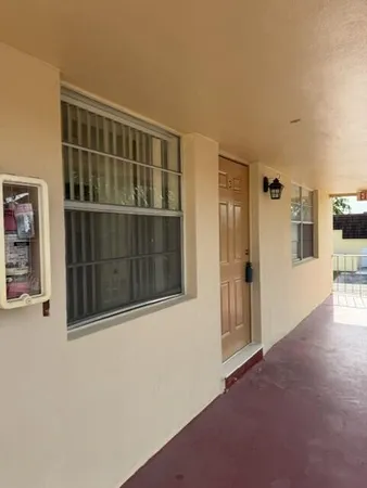 $1,900 | 3651 Southwest 60th Terrace, Unit 3, Davie, FL 33314