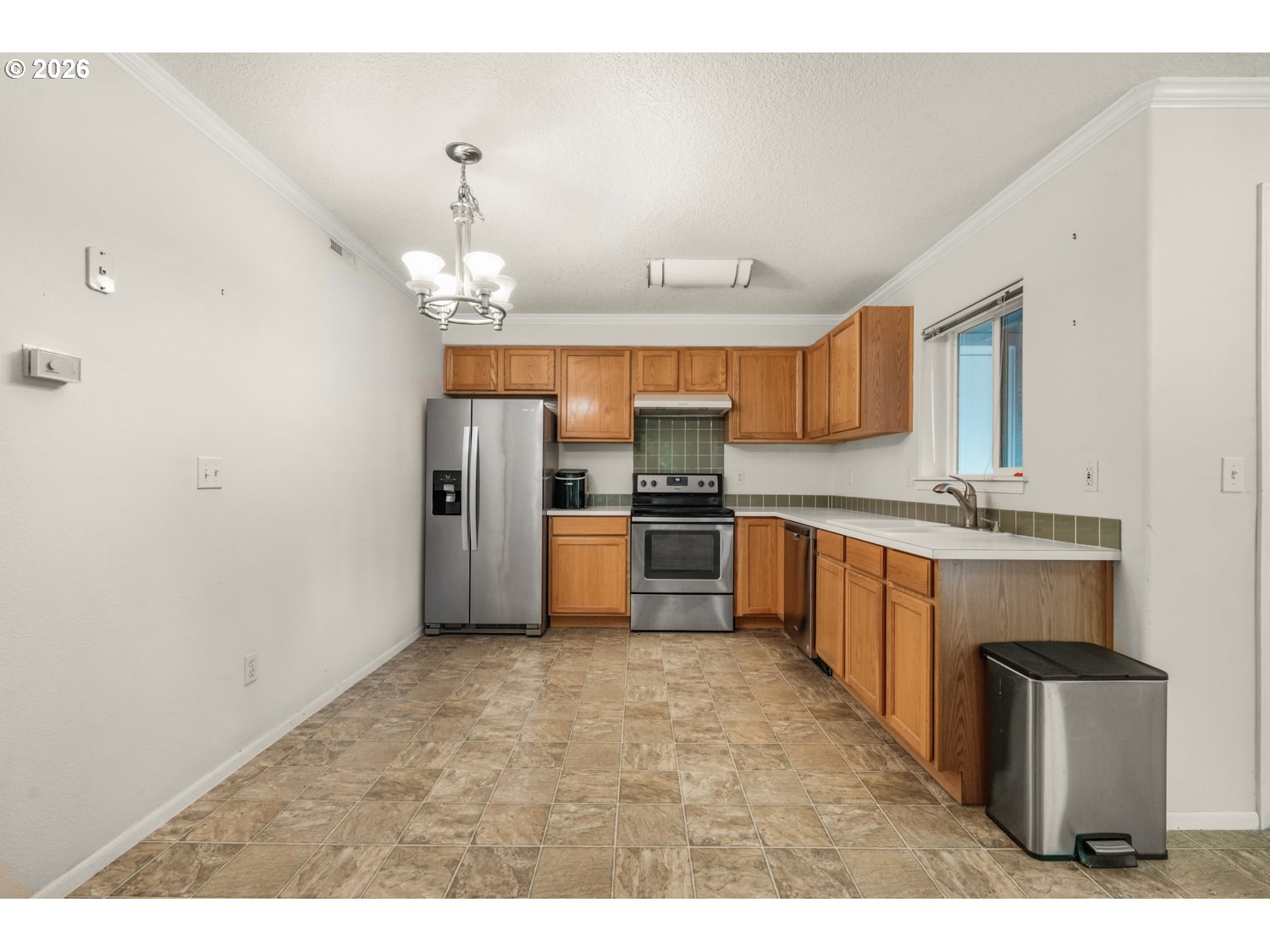 11629 Southeast Fuller Road Milwaukie, OR 97222 - Photo 13 of 26