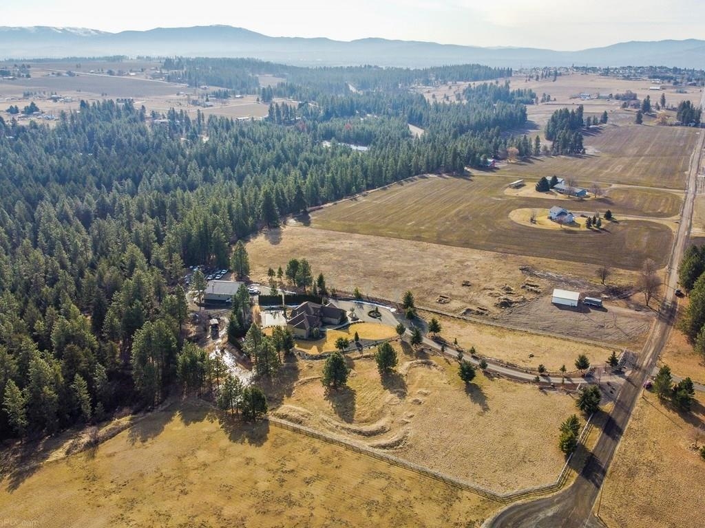 8112 North Jensen Road Spokane, WA 99217 - Photo 13 of 21