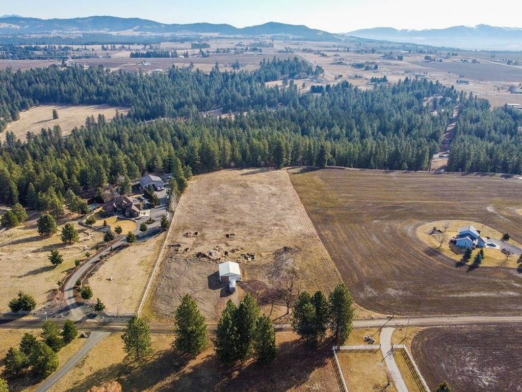 8112 North Jensen Road Spokane, WA 99217 - Photo 15 of 21