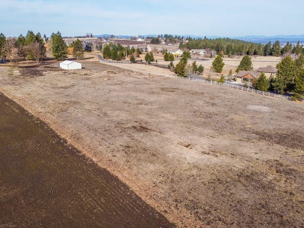 8112 North Jensen Road Spokane, WA 99217 - Photo 17 of 21