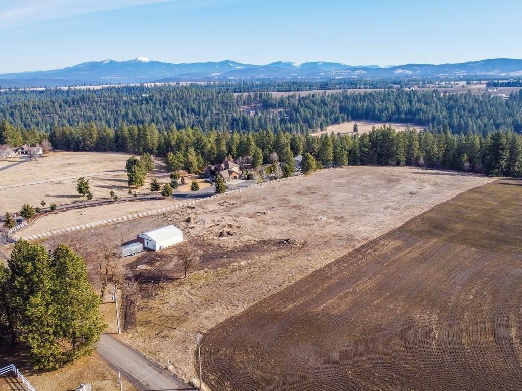 8112 North Jensen Road Spokane, WA 99217 - Photo 10 of 21