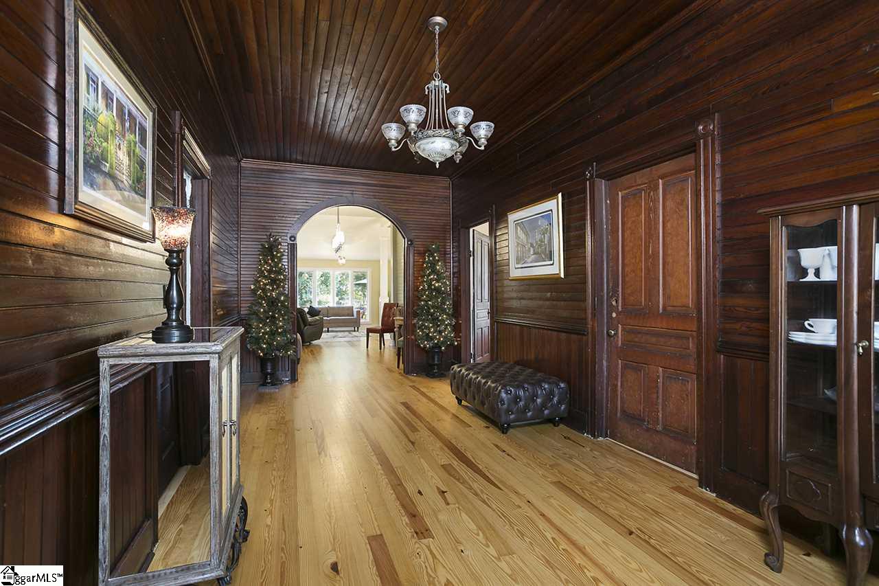 304 North Main Street Fountain Inn, SC 29644 - Photo 5 of 22