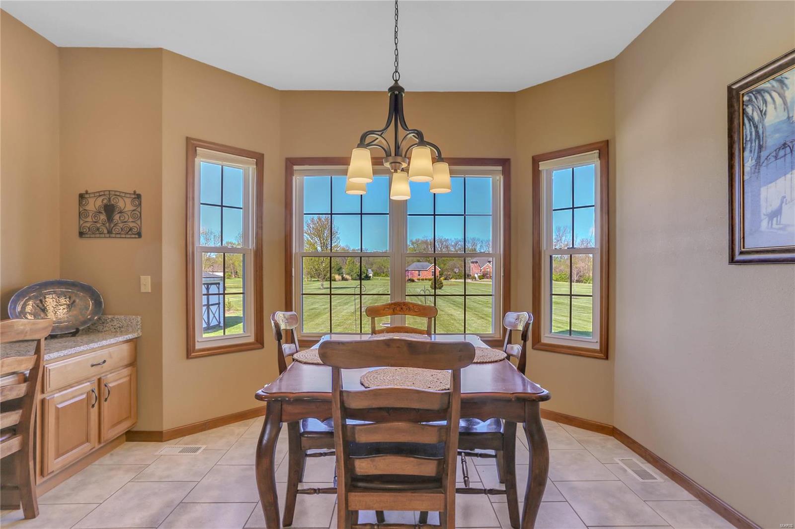 4807 South Hazel Road Edwardsville, IL 62025 - Photo 14 of 36 Gallery Image 14