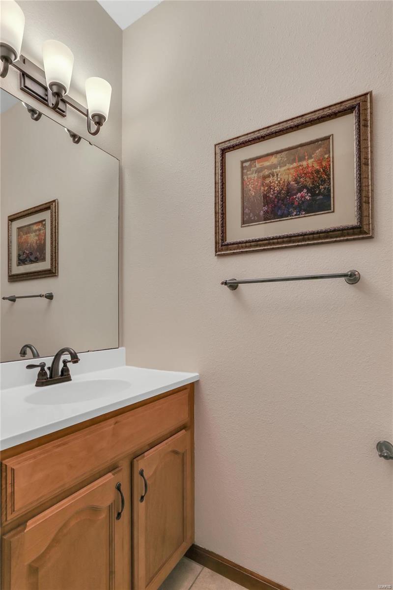 4807 South Hazel Road Edwardsville, IL 62025 - Photo 15 of 36 Gallery Image 15