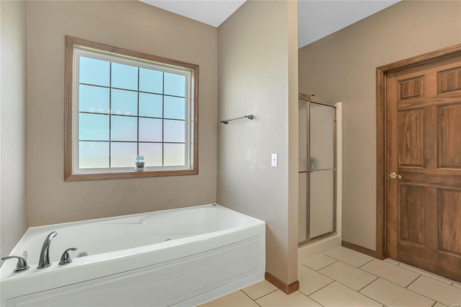 4807 South Hazel Road Edwardsville, IL 62025 - Photo 20 of 36 Gallery Image 20