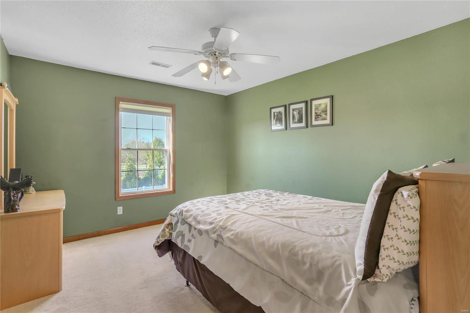 4807 South Hazel Road Edwardsville, IL 62025 - Photo 25 of 36 Gallery Image 25