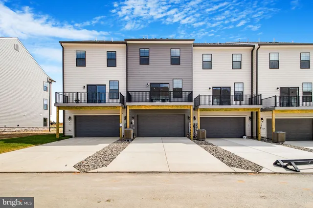 $2,950 | 280 Ensemble Way, Frederick, MD 21701