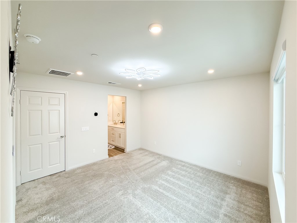 2129 Yukon Pomona, CA 91766 - Photo 33 of 46