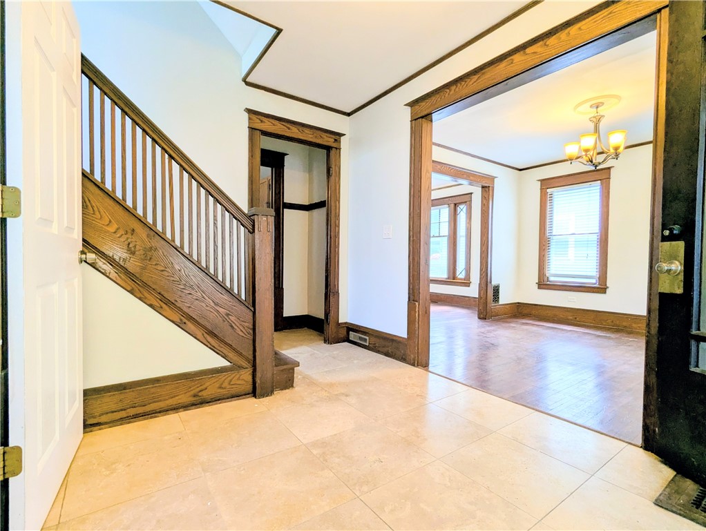 116 Allandale Avenue Rochester, NY 14610 - Photo 6 of 32 Gallery Image 6