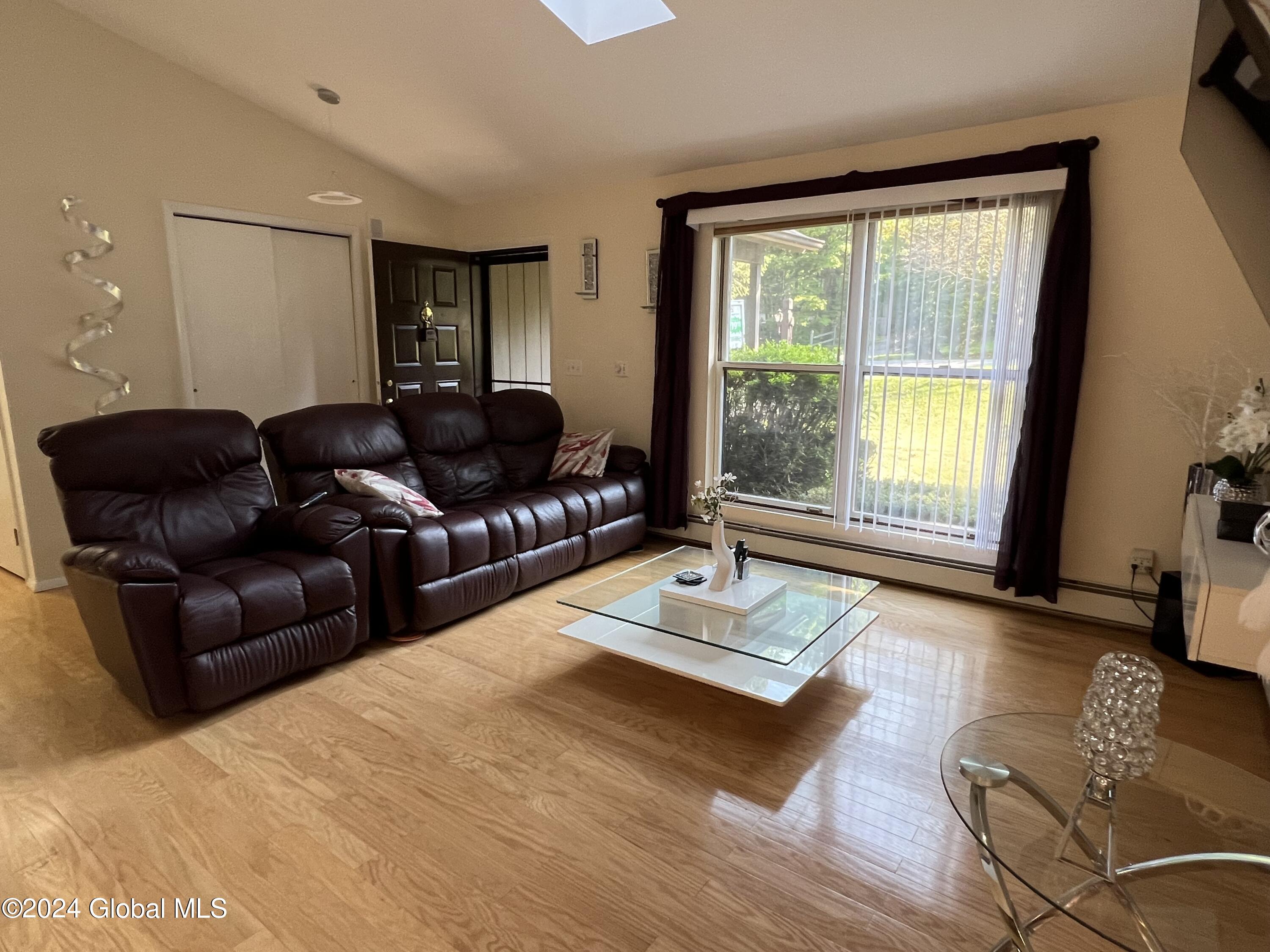 35 Meadow Rue Place Malta, NY 12020 - Photo 16 of 52 Photo Sep 04 2024, 3 58 31 PM