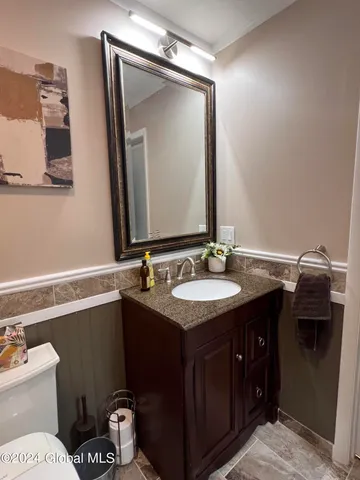 $2,350 | 35 Meadow Rue Place, Malta, NY 12020