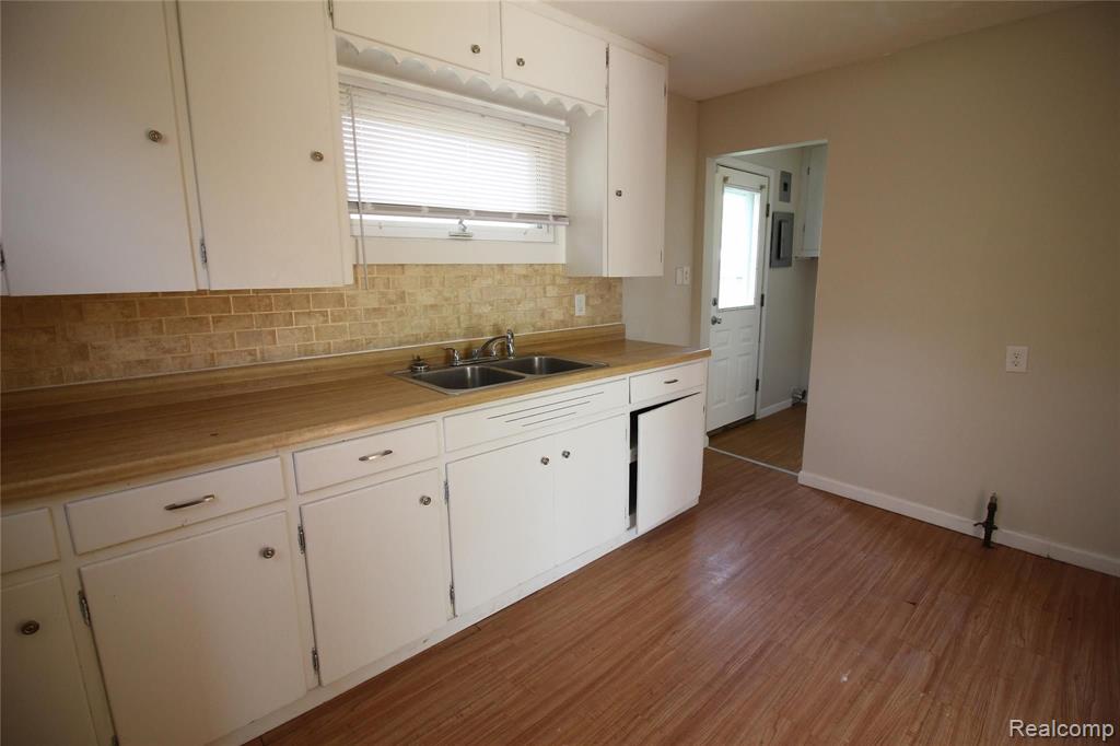 6320 Central Street Romulus, MI 48174 - Photo 10 of 15