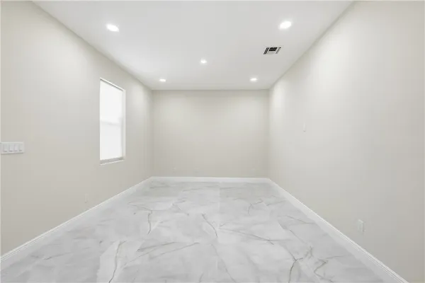 $2,200 | 4248 26th Avenue, Vero Beach, FL 32967