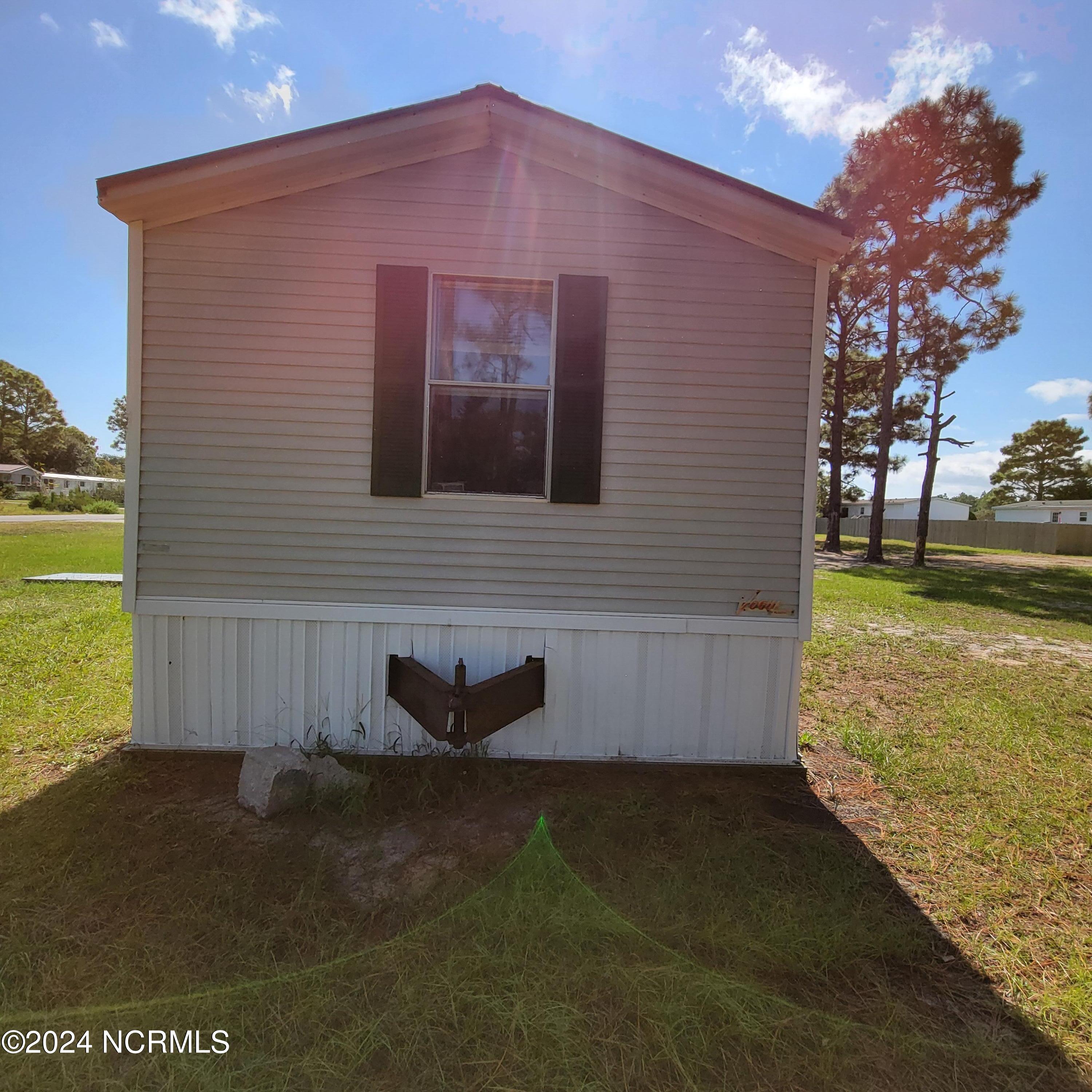 119 North Kings Street Hubert, NC 28539 - Photo 2 of 19 2