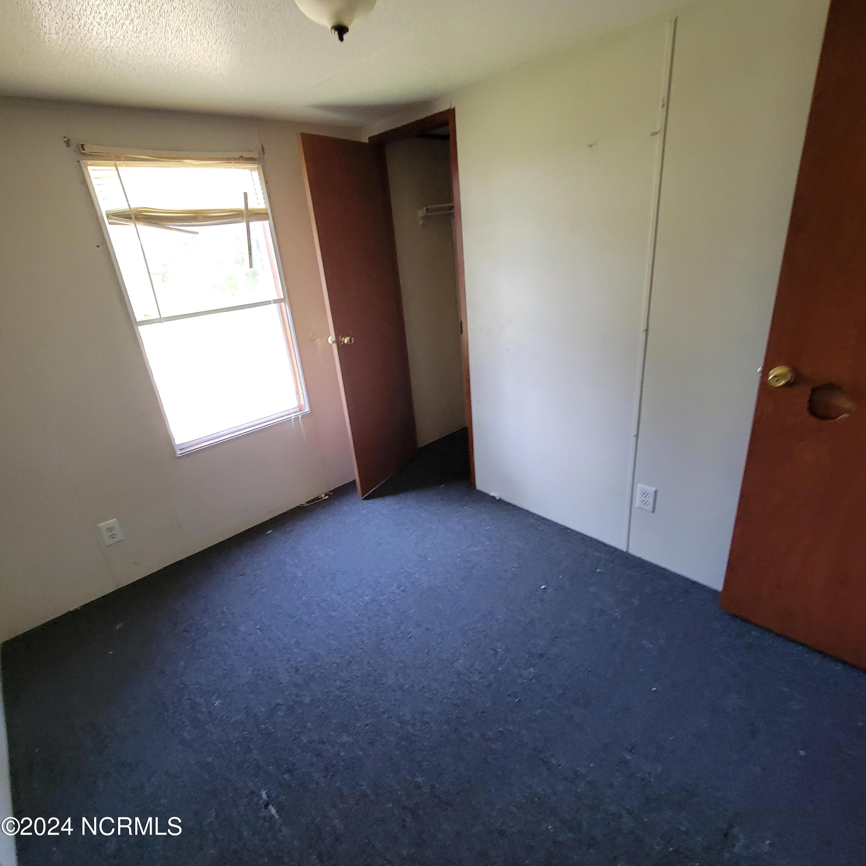 119 North Kings Street Hubert, NC 28539 - Photo 8 of 19 20240923_133233