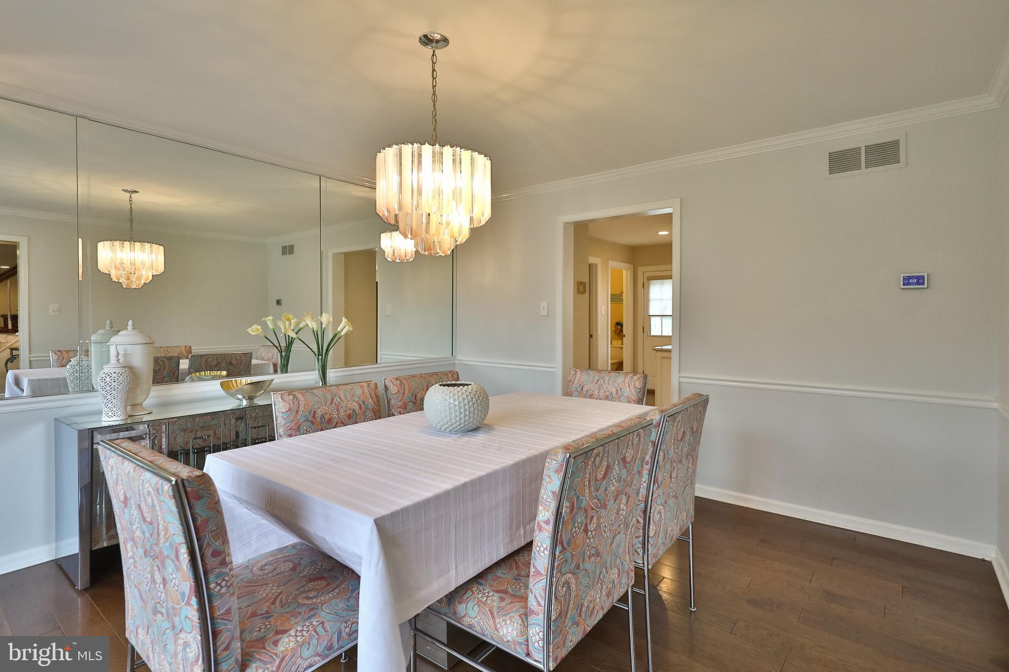 715 Signal Hill Road Dresher, PA 19025 - Photo 14 of 76 Dining room
