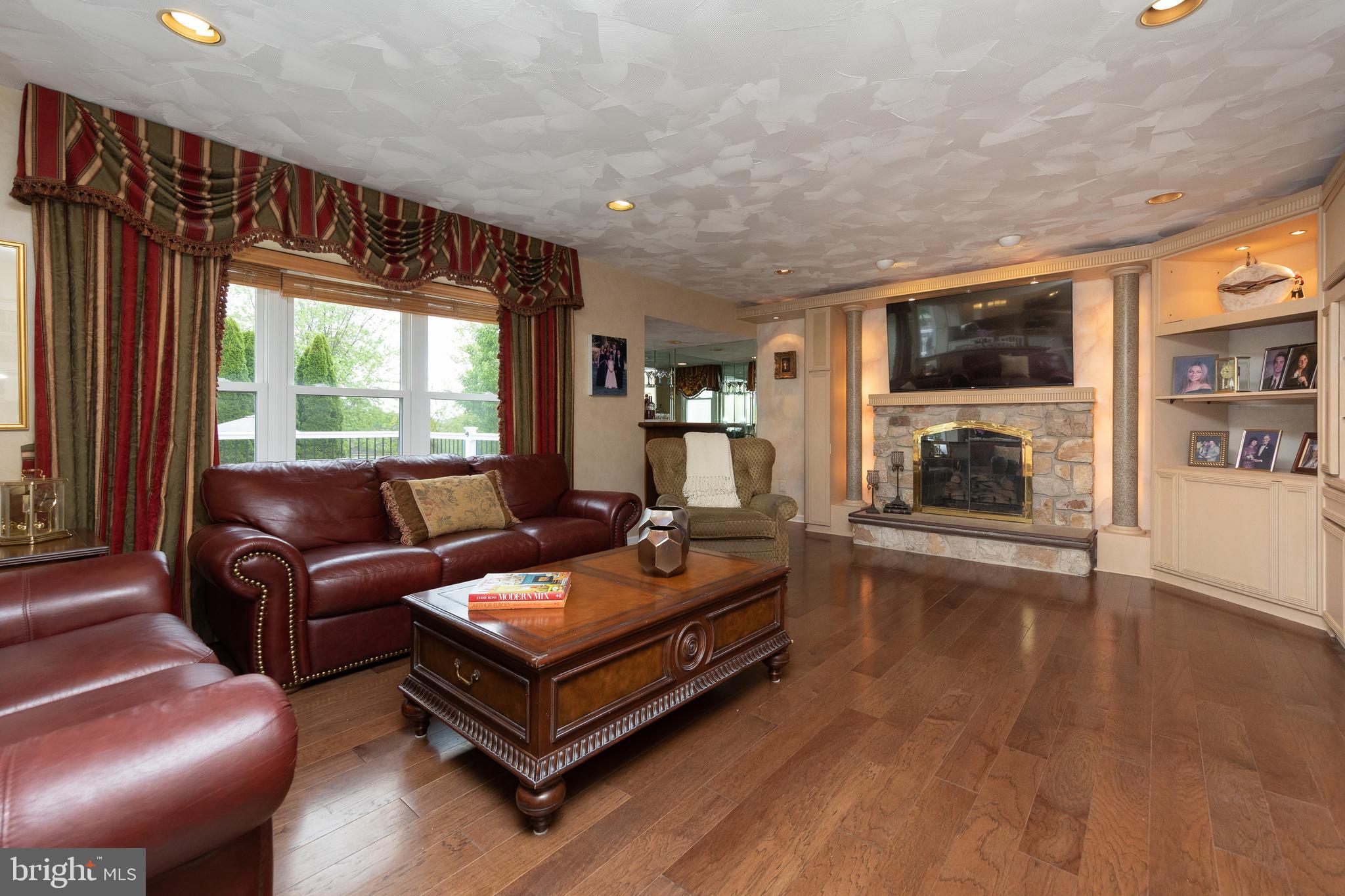 715 Signal Hill Road Dresher, PA 19025 - Photo 16 of 76 Family room